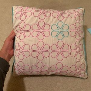 Accent pillow